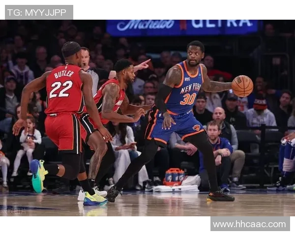 猛虎出笼锡安半场火力全开砍下16分3篮板4助攻率领球队强势领跑